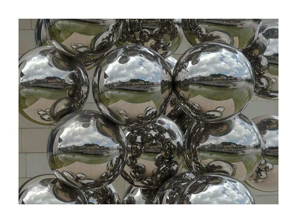 Bilbao Bubbles